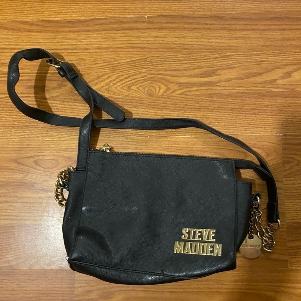 Steve Madden Crossbody Purse (GB) - Picture 3 of 12